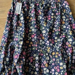Knee length skirt